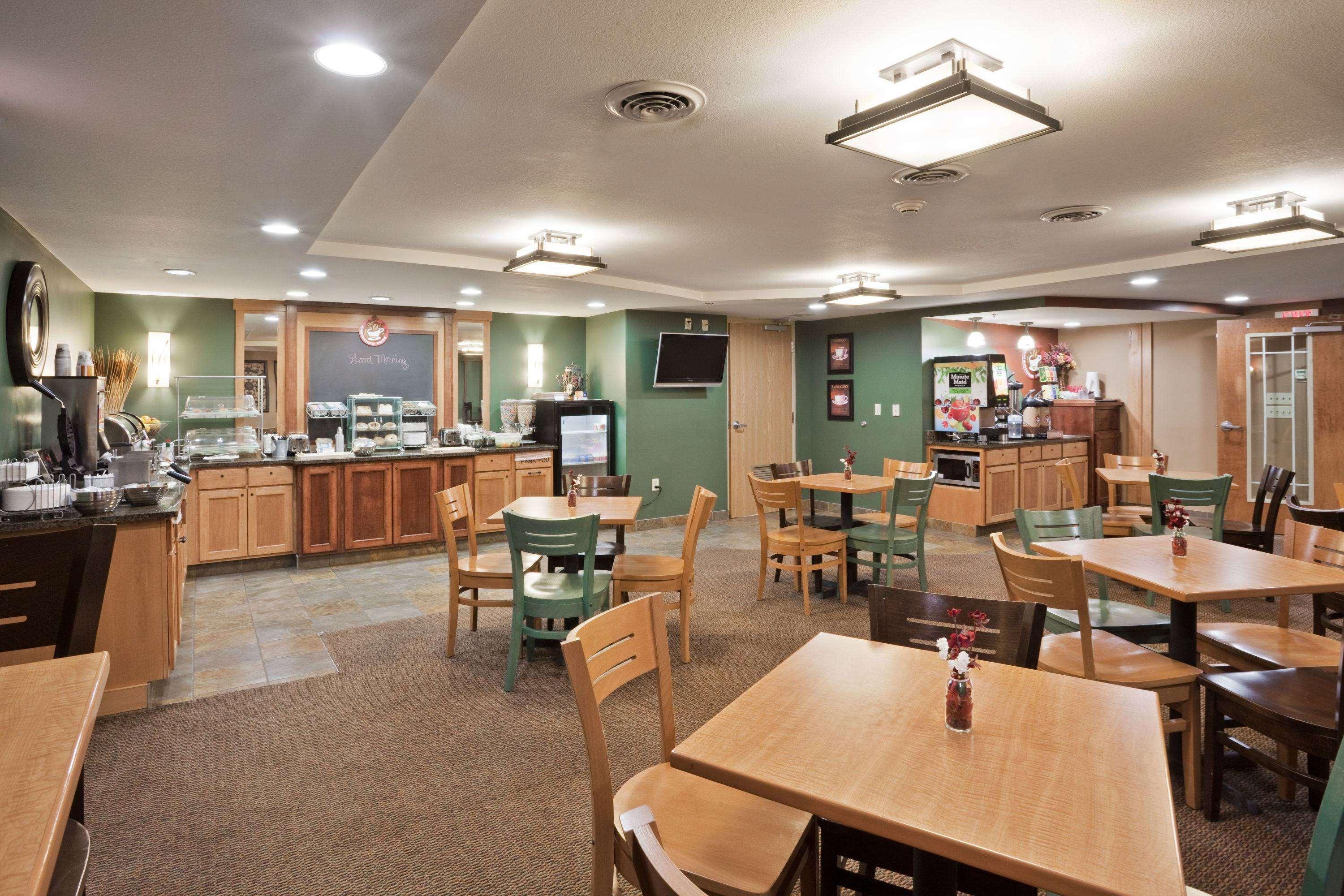 Americinn By Wyndham Fort Pierre Conference Center Extérieur photo